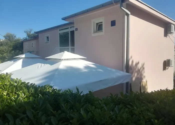 Apartmani Selce * Selce