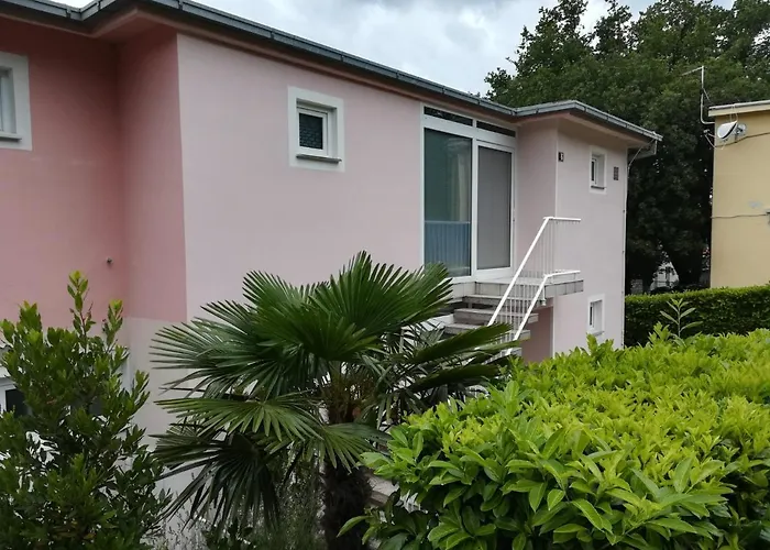 Apartmani Selce * Selce