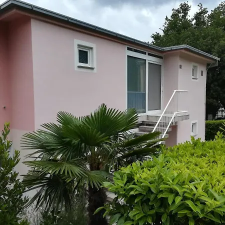 Apartmani Selce * סלצה