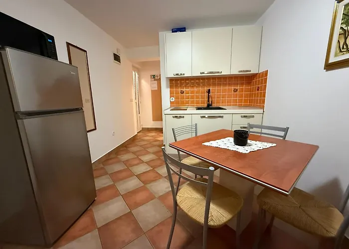 Apartmani Selce Selce